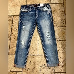 ROCK REVIVAL AUTHENTIC CROP NWT JEANS 34/27